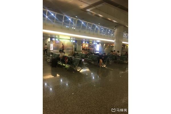 上海機場有地方睡覺嗎 龍嘉機場有睡覺的地方嗎