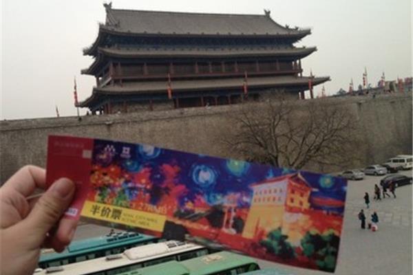 小學生旅游景點怎么買半價票 學生證去旅游景點半價嗎