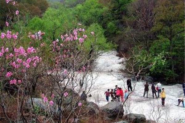 雷陣雨天氣適合野山坡嗎? 幾月份去野三坡才合適呢?